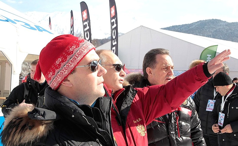 Visiting the Roza Khutor Alpine Ski Resort. With Prime Minister Vladimir Putin (centre) and Minister of Sports, Tourism and Youth Policy Vitaly Mutko.