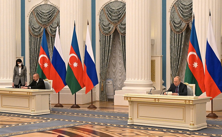Following talks, the Presidents signed the Declaration on Allied Interaction between Russia and Azerbaijan.