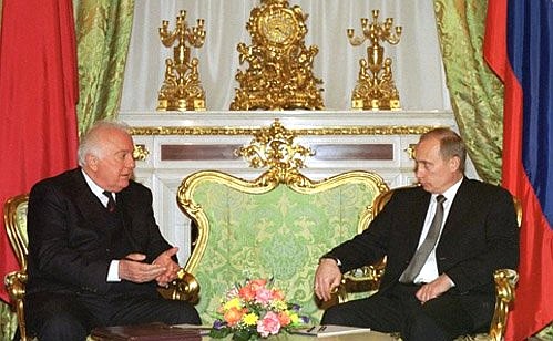 President Putin with President Eduard Shevardnadze of Georgia.