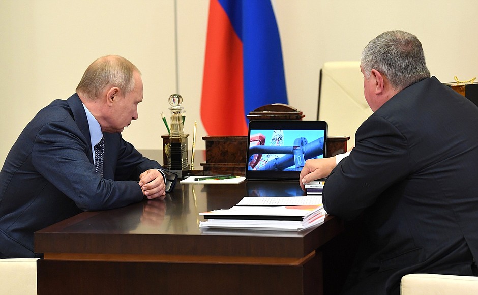 With Rosneft CEO and Chairman of the Management Board Igor Sechin.