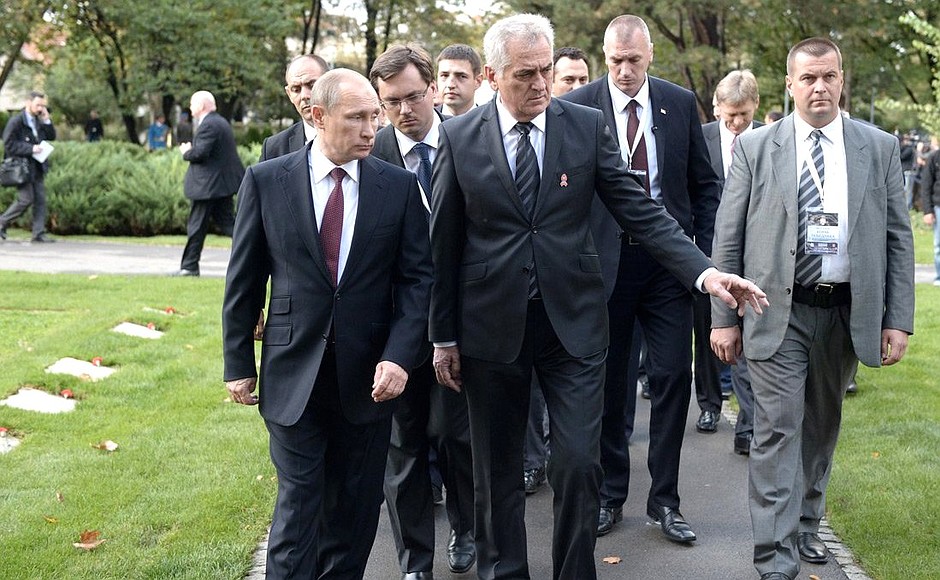Visit to the Liberators of Belgrade Memorial Complex. With President of Serbia Tomislav Nikolic.