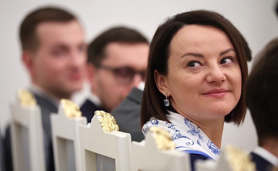 Заместитель губернатора Севастополя Мария Литовко в ходе встречи с победителями конкурса «Лидеры России».