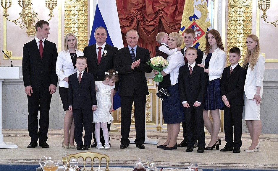 The Order of Parental Glory was awarded to Yelizaveta and Sergei Strigalev from Yaroslavl Region.