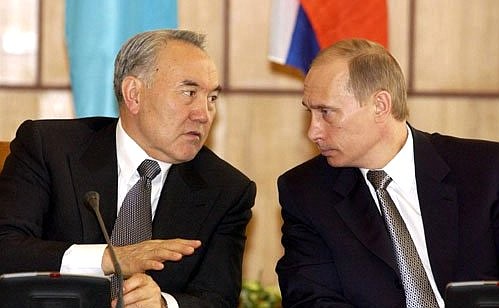 President Putin with Kazakh President Nursultan Nazarbayev at the Forum of Border Regions of Kazakhstan and Russia.