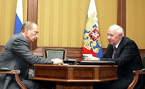 С губернатором Орловской области Егором Строевым.