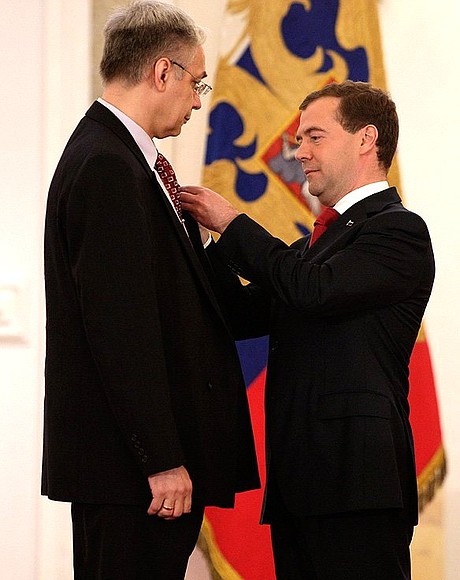 С лауреатом Государственной премии Российской Федерации Николаем Александровичем Винокуровым.