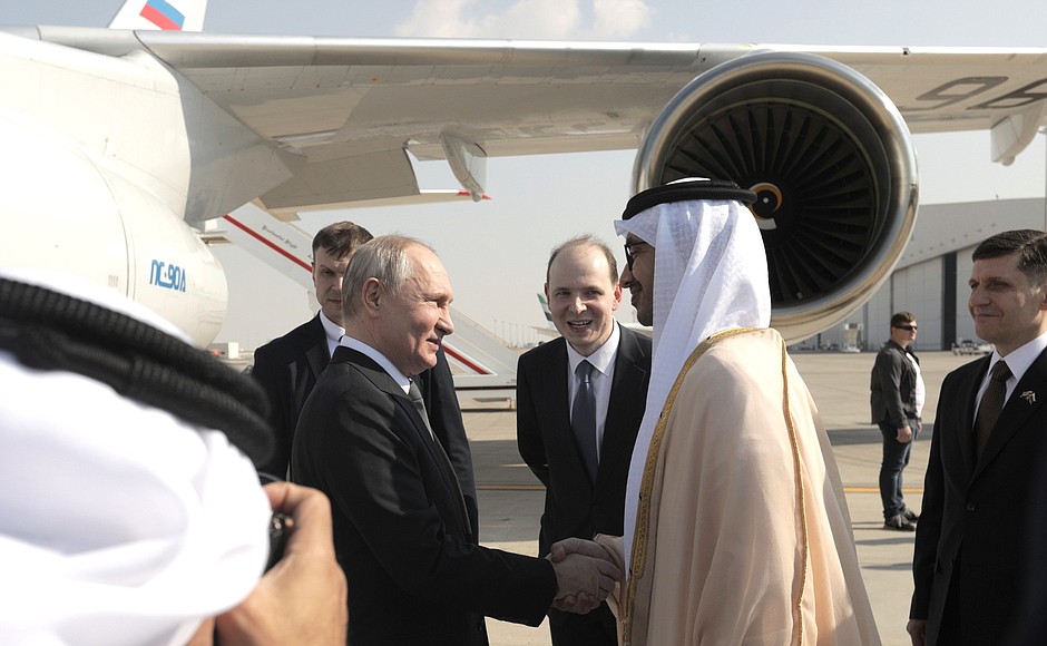 Vladimir Putin arrives in the United Arab Emirates on a working visit.