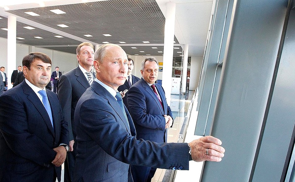 During the visit to the new terminal at the Knevichi Airport. With Presidential Adviser Igor Levitin (left), First Deputy Prime Minister Igor Shuvalov and Knevichi Airport CEO Mikhail Vasilenko.