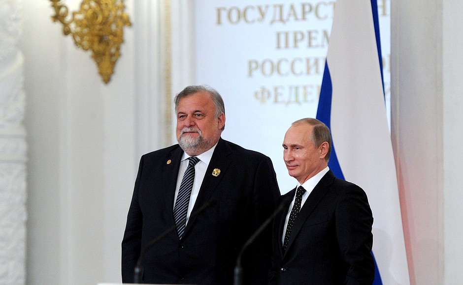 Presentation of Russian Federation National Awards. With laureate of the Russian Federation National Award for science and technology Yevgeny Kablov.