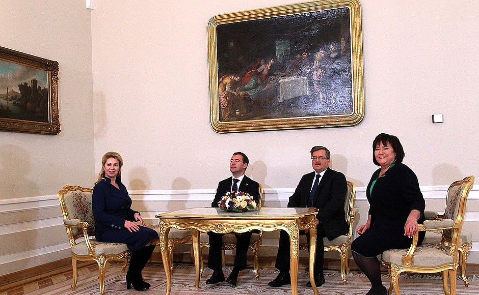 Svetlana Medvedeva, Dmitry Medvedev, President of Poland Bronislaw Komorowski, Anna Komorowska.