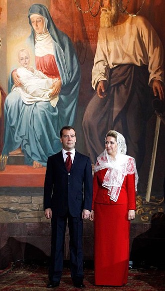 Dmitry and Svetlana Medvedev attended the Easter service at Moscow’s Cathedral of Christ the Saviour.