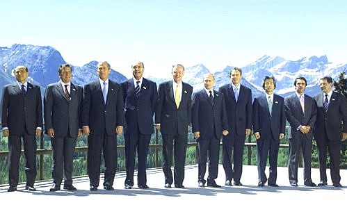 An official photo session for the G8 leaders.