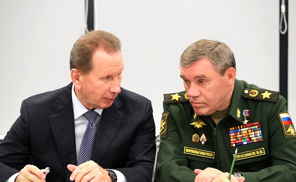 Chief of the General Staff of the Armed Forces, First Deputy Defence Minister Valery Gerasimov, and Director of the Federal Service of National Guard Troops, Commander of the National Guard Troops Viktor Zolotov (left) prior to the Military-Industrial Commission meeting.