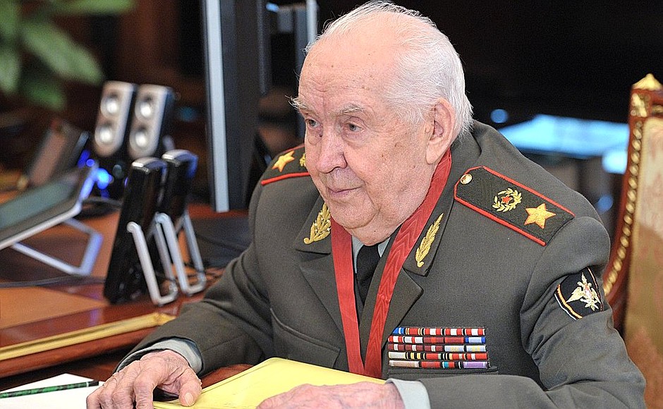Генерал армии Махмут Гареев.
