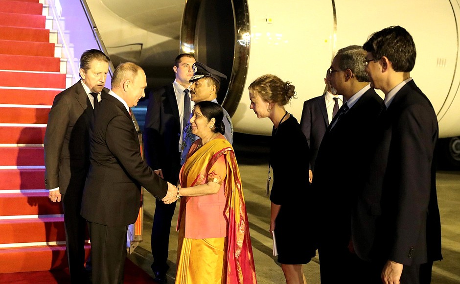 Vladimir Putin arrives in India on an official visit. With External Affairs Minister of India Sushma Swaraj.