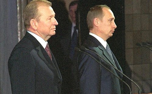 President Putin and Ukrainian President Leonid Kuchma at the ceremony for opening the Year of Ukraine in Russia.