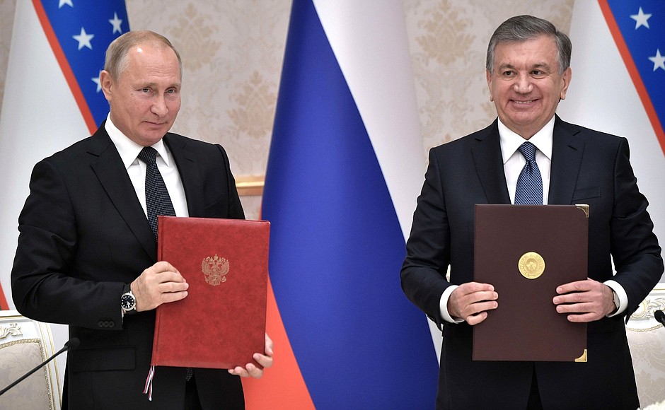 По итогам переговоров Владимир Путин и Шавкат Мирзиёев подписали Совместное заявление.