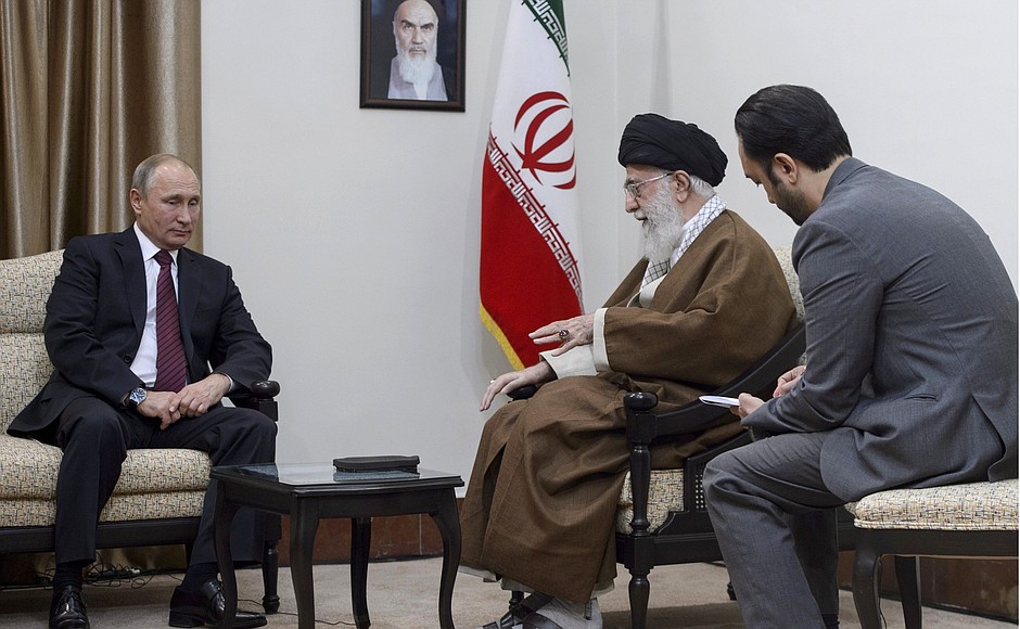 С Верховным руководителем и духовным лидером Исламской Республики Иран аятоллой Али Хаменеи.