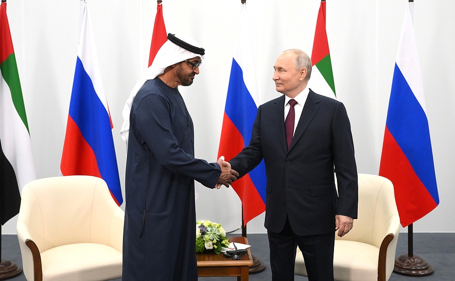 С Президентом Объединённых Арабских Эмиратов Мухаммедом Бен Заидом Аль Нахайяном.