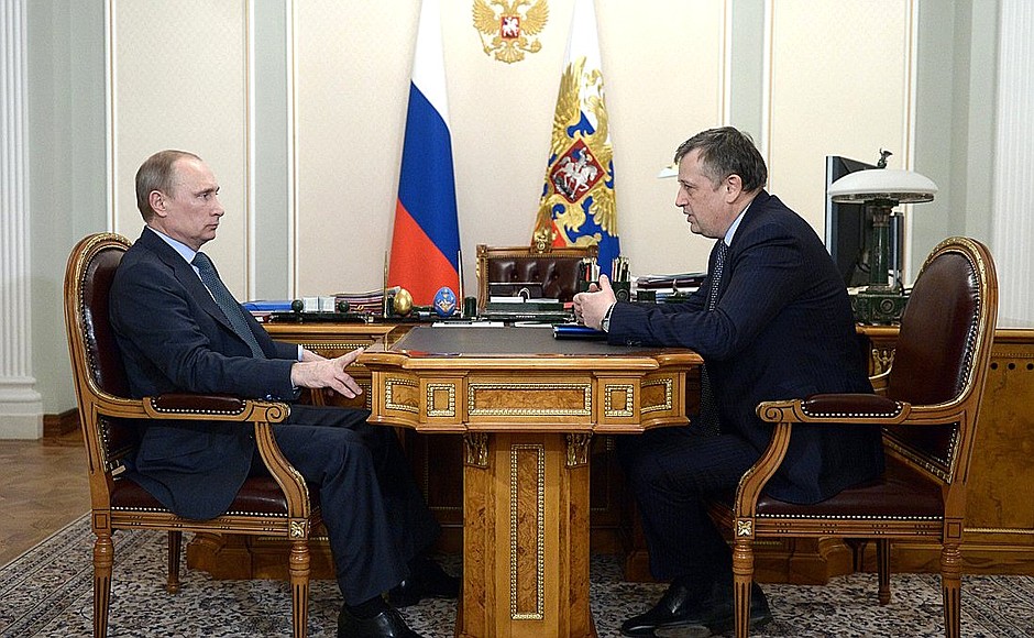 With Governor of Leningrad Region Alexander Drozdenko.