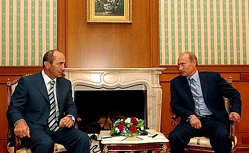 С Президентом Армении Робертом Кочаряном.