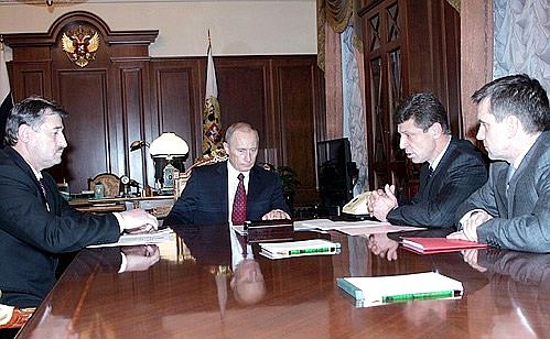 Working meeting with the President of Chechnya, Alu Alkhanov, Minister of Public Health and Social Development Mikhail Zurabov, and Presidential Plenipotentiary Envoy to the Southern Federal District Dmitrii Kozak.