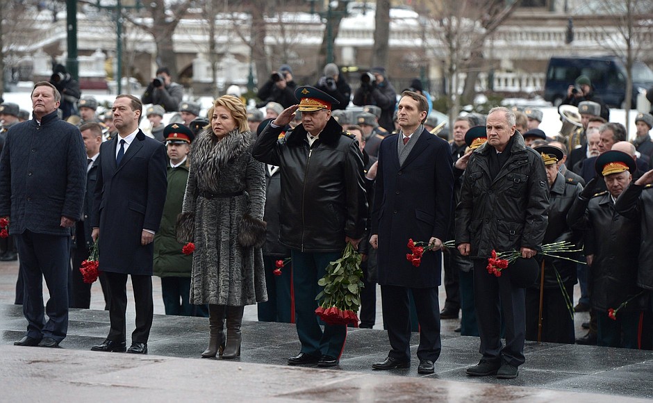 Wreath-laying ceremony at the Tomb of the Unknown Soldier. From left to right: Chief of Staff of the Presidential Executive Office Sergei Ivanov, Prime Minister Dmitry Medvedev, Federation Council Speaker Valentina Matviyenko, Defence Minister Sergei Shoigu, State Duma Speaker Sergei Naryshkin, Constitutional Court President Valery Zorkin.