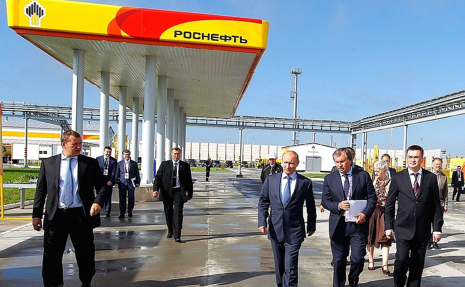Посещение топливозаправочного комплекса аэропорта Кневичи.
