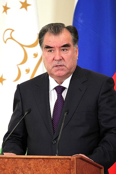 Заявления для прессы по итогам российско-таджикистанских переговоров. Президент Таджикистана Эмомали Рахмон.