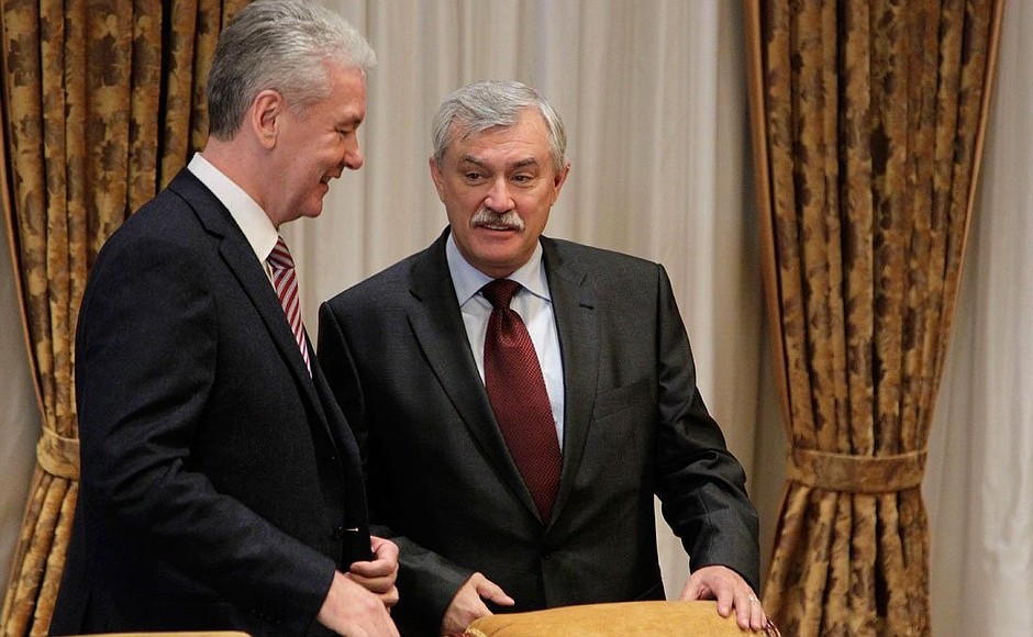 Before the meeting of the Board of Trustees of St Panteleimon Monastery. Moscow Mayor Sergei Sobyanin and St Petersburg Governor Georgy Poltavchenko.