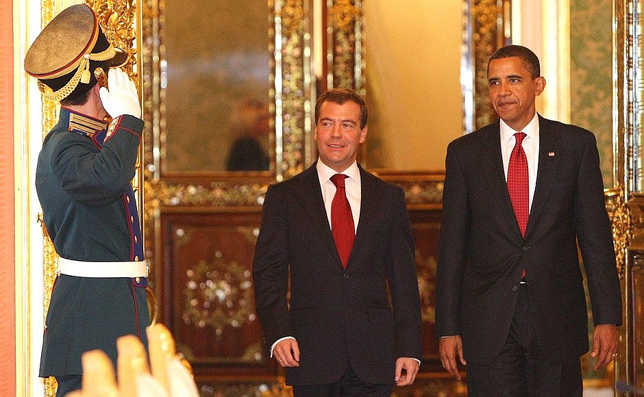 Перед началом российско-американских переговоров в расширенном составе. С Президентом Соединённых Штатов Америки Бараком Обамой.