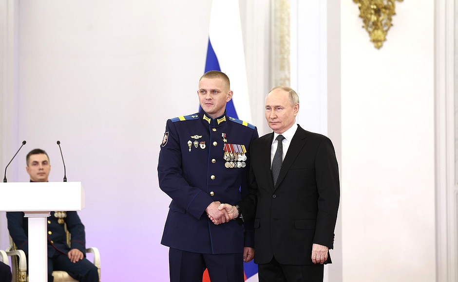 Presentation of Gold Star medals to Heroes of Russia. With Senior Sergeant Alexander Mikhailov.