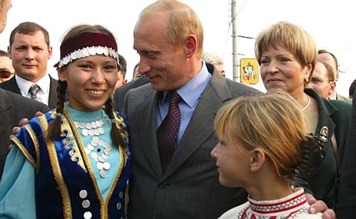 President Vladimir Putin with Kazan children on Tatarstan\'s Republic Day.