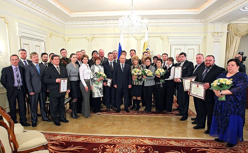 With the recipients of state decorations.