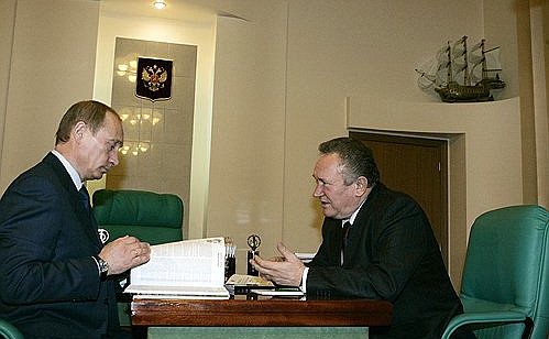 Рабочая встреча с губернатором Волгоградской области Николаем Максютой.