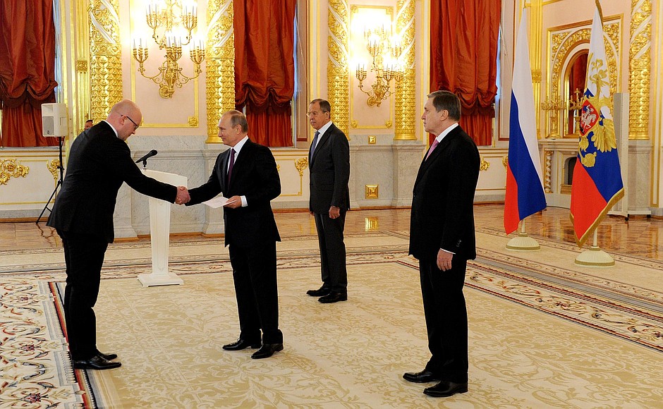 Presentation by foreign ambassadors of their letters of credence. Ambassador of Finland Mikko Hautala presents his letter of credence to the President.