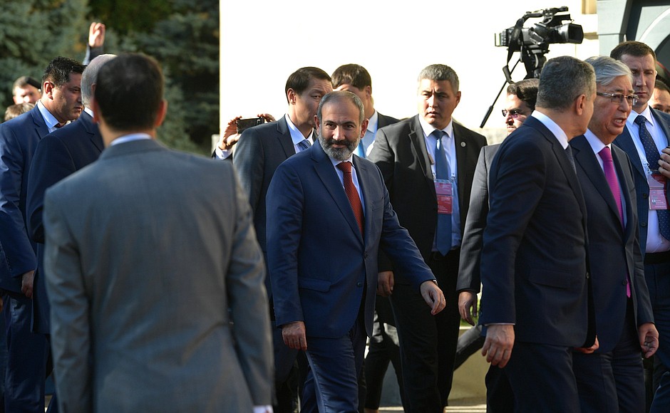 Prime Minister of Armenia Nikol Pashinyan before the Supreme Eurasian Economic Council meeting in expanded format.