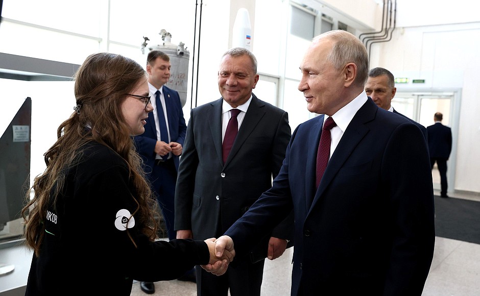 Before inspecting the Vostochny Cosmodrome, Vladimir Putin had a conversation with Mariya Andreyeva, a schoolgirl who is engaged in developing space satellites together with Classical Lyceum No 1 in Rostov-on-Don.