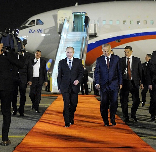 Прибытие в Ташкент. С Президентом Узбекистана Исламом Каримовым.