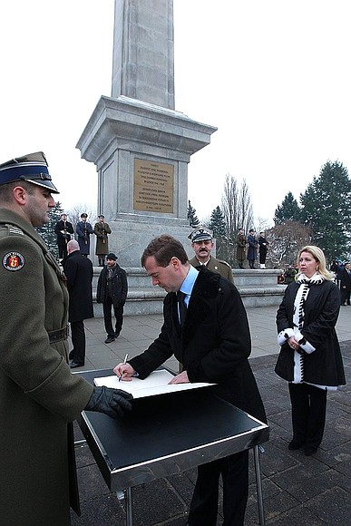 Monument to Soviet soldiers. Entry in the Memorial Book. With Svetlana Medvedeva (right).
