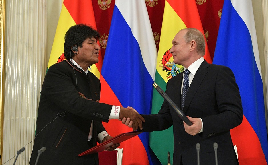 A number of bilateral documents were signed following Russian-Bolivian talks. With President of the Plurinational State of Bolivia Evo Morales after signing the Joint Statement.