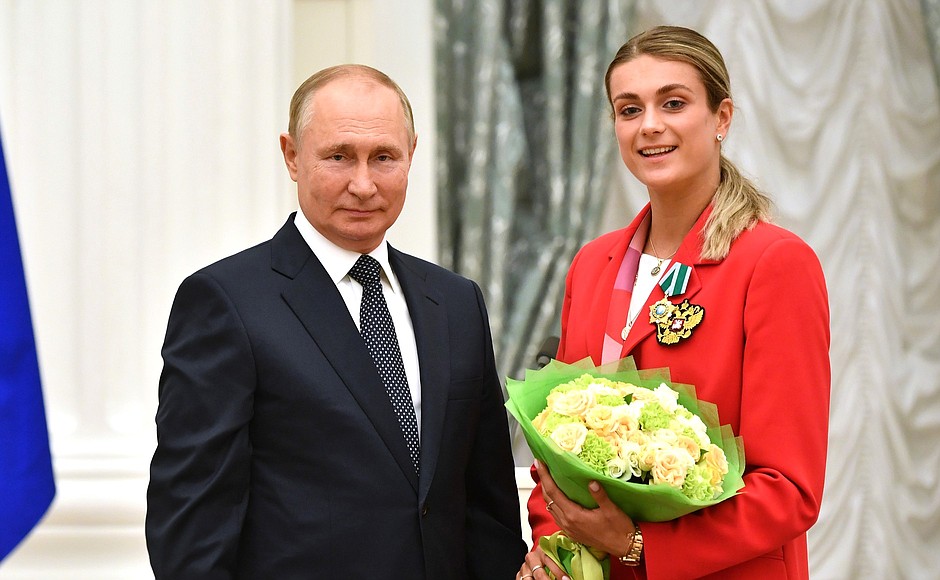 Ceremony for presenting state decorations to winners of the 2020 Summer Olympics in Tokyo. The Order of Friendship is awarded to 2020 Olympics champion in synchronised swimming team event Polina Komar.