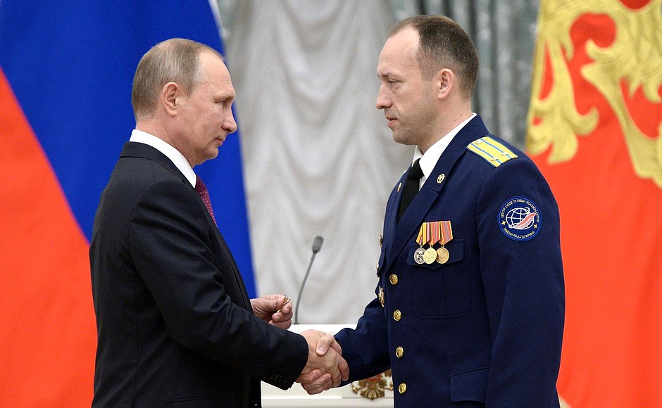 Presentation of state decorations. The title of Hero of Russia and the honorary title of Pilot Cosmonaut of the Russian Federation was bestowed upon Alexander Misurkin, instructor and test cosmonaut, and head of the cosmonauts unit at the Yuri Gagarin Cosmonaut Training Centre.