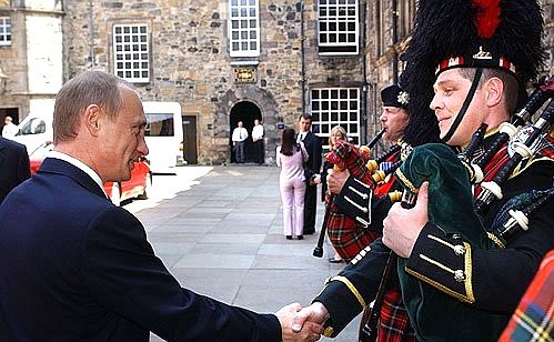 President Putin arriving at Edinburgh Castle.