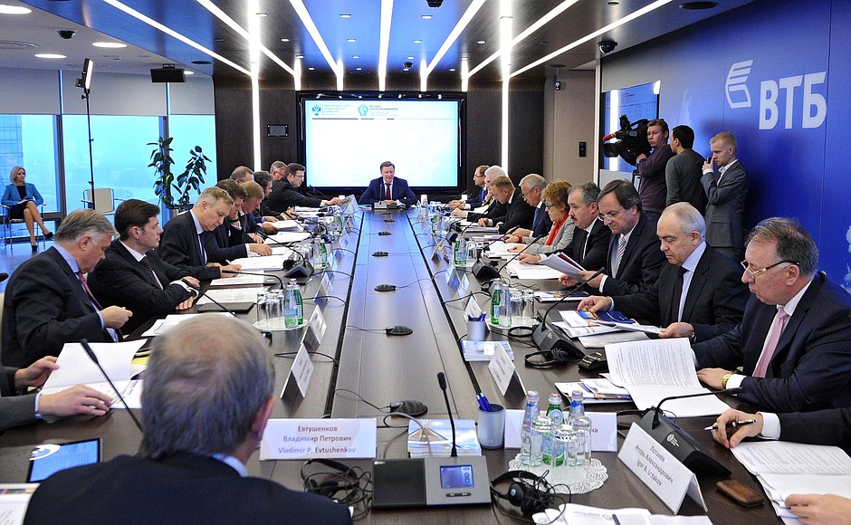 Заседание попечительского совета Высшей школы менеджмента Санкт-Петербургского госуниверситета.