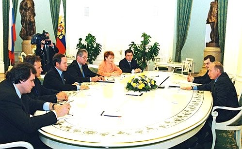 President Putin meeting members of the organising committee of the Delovaya Rossia parliamentary association.