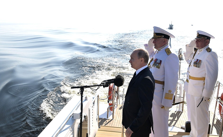 The Supreme Commander-in-Chief from a cutter reviewed fleet formations, lined up for the parade in the Kronstadt roadstead.
