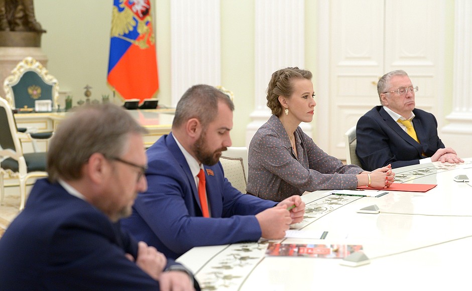 На встрече с кандидатами на должность Президента Российской Федерации.