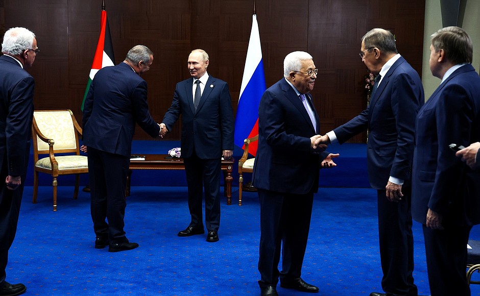 Before Russian-Palestinian talks.