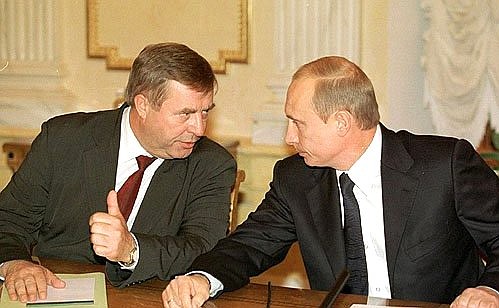 President Putin with State Duma Speaker Gennady Seleznyov during a meeting with heads of Duma parliamentary parties.